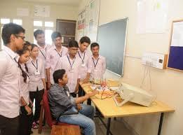 Vidhyadeep Institute of Engineering and Technology Surat Facilities & Labs photo 2